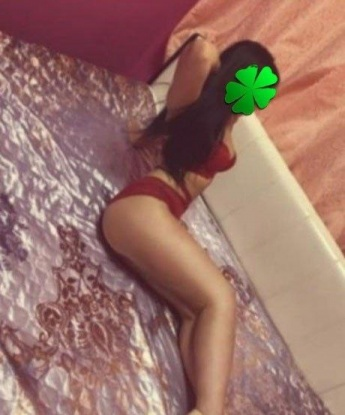Юлия, 23 года, 2 размер груди